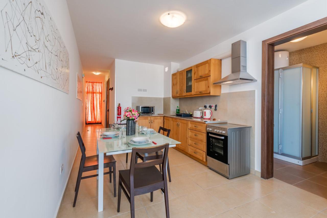 Apartament Penthouse With Seaview Terrace San Pawl il-Baħar Zewnętrze zdjęcie